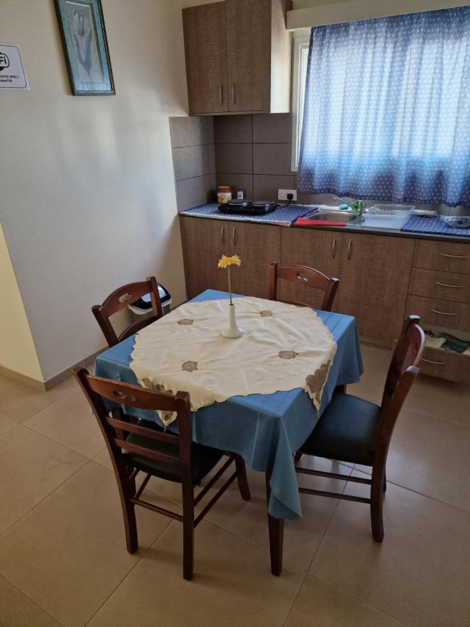 Eleni Apartments Ayía Nápa Extérieur photo
